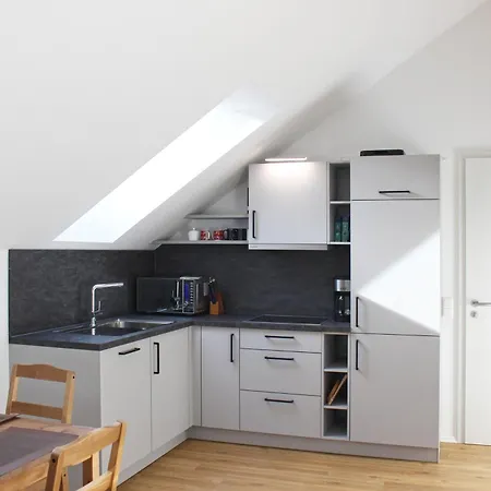 Helle Neubau-dachgeschoss-wohnung Im Gruenen - Tolle Lage * Aichtal